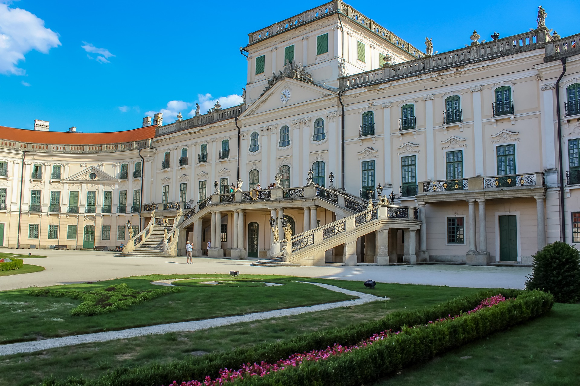 eszterhazy_TOURS (2)